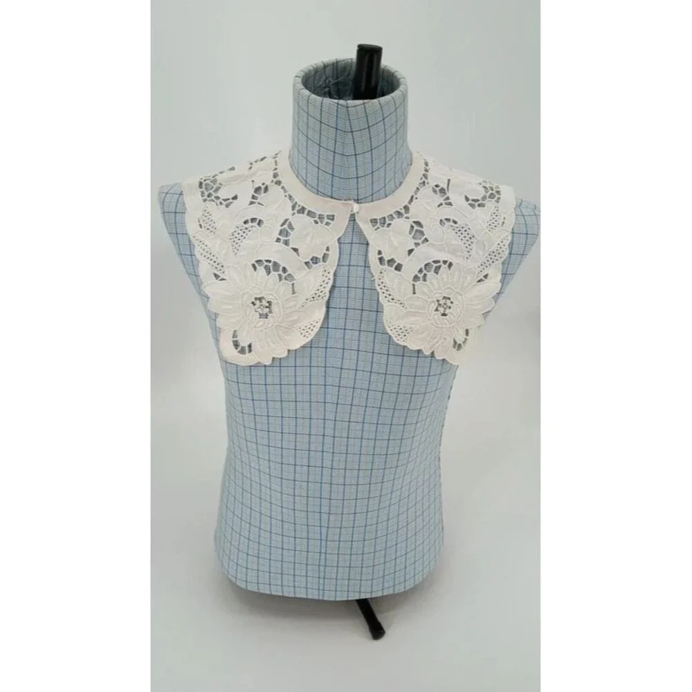 Vintage White Embroidered Lace Detachable Bib Collar Pearl Button Romantic OS